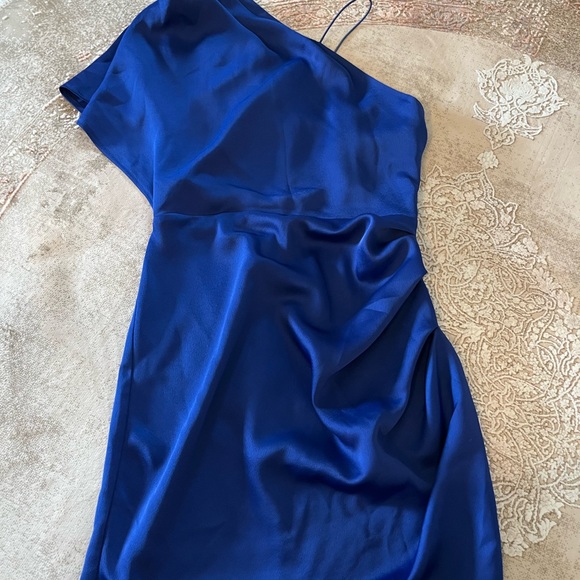 One shoulder satin mini dress - Picture 10 of 10